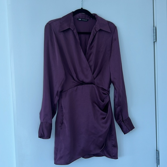 ZARA LIKE NEW MINI SATIN EFFECT DRESS - Picture 4 of 9